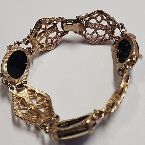 Bracelet Roses on Black w Crystals Costume Jewelry c 1960 - Picture 3 of 4